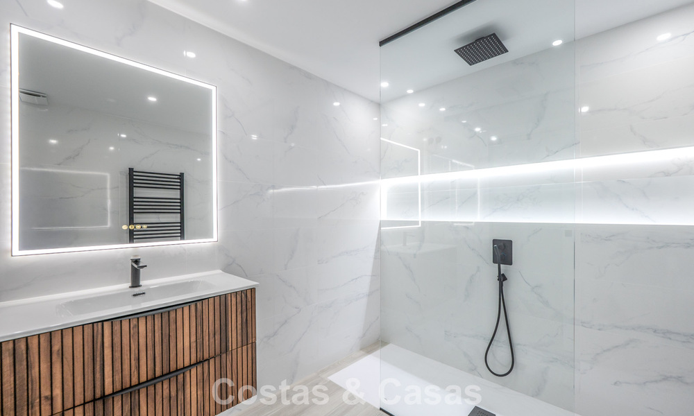 Appartement lumineux, contemporain et rénové avec vue mer à vendre dans les collines de La Quinta, Marbella - Benahavís 801312