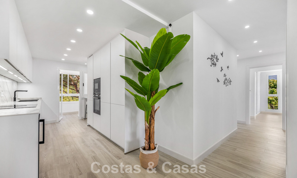 Appartement lumineux, contemporain et rénové avec vue mer à vendre dans les collines de La Quinta, Marbella - Benahavís 801317