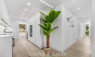 Appartement lumineux, contemporain et rénové avec vue mer à vendre dans les collines de La Quinta, Marbella - Benahavís 801317 