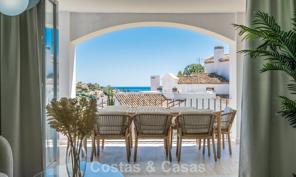 Appartement lumineux, contemporain et rénové avec vue mer à vendre dans les collines de La Quinta, Marbella - Benahavís 801329