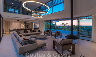 Villa moderne de luxe, prête à emménager, à vendre avec vue à La Quinta, une urbanisation de golf à Marbella - Benahavís 801032 