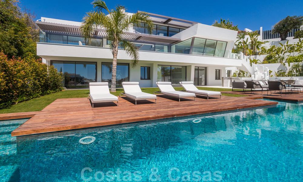 Villa moderne de luxe, prête à emménager, à vendre avec vue à La Quinta, une urbanisation de golf à Marbella - Benahavís 801042