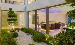 Villa moderne de luxe, prête à emménager, à vendre avec vue à La Quinta, une urbanisation de golf à Marbella - Benahavís 801070 