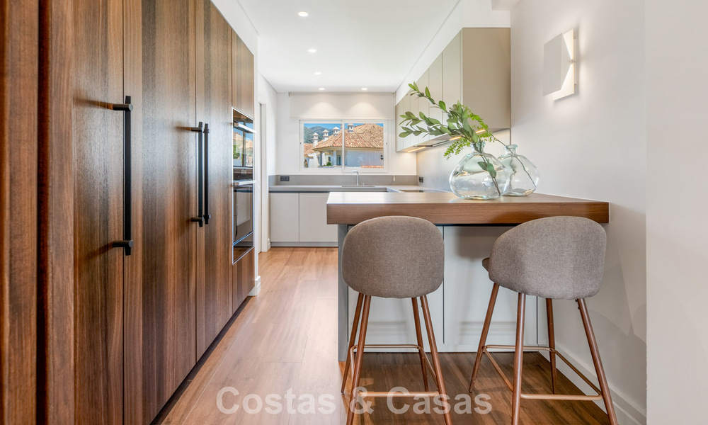 Spacieux appartement de luxe à vendre dans une résidence prisée sur le Golden Mile de Marbella 801383