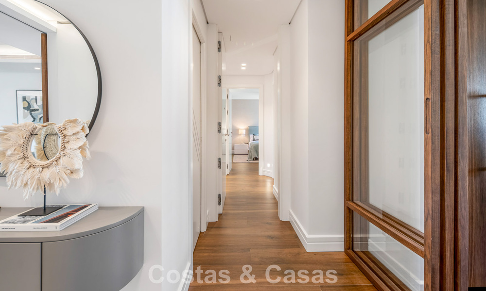 Spacieux appartement de luxe à vendre dans une résidence prisée sur le Golden Mile de Marbella 801388
