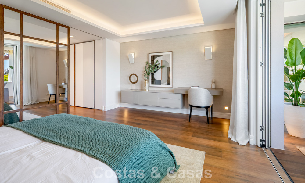 Spacieux appartement de luxe à vendre dans une résidence prisée sur le Golden Mile de Marbella 801410
