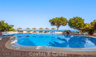 Spacieux appartement avec immense jardin privé et vues panoramiques à vendre à l’est de Marbella 801418 