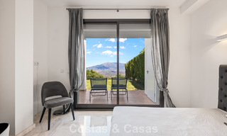 Spacieux appartement avec immense jardin privé et vues panoramiques à vendre à l’est de Marbella 801443 