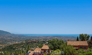 Spacieux penthouse moderne avec vues panoramiques à vendre à l’Est du Marbella 801529 