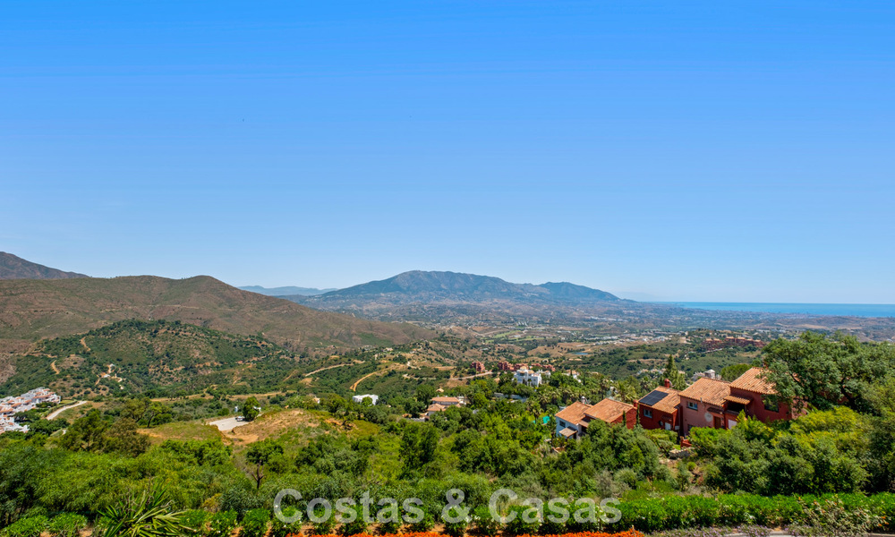 Spacieux penthouse moderne avec vues panoramiques à vendre à l’Est du Marbella 801531