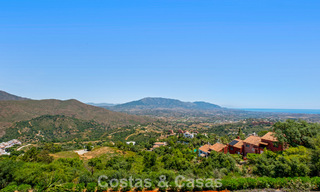 Spacieux penthouse moderne avec vues panoramiques à vendre à l’Est du Marbella 801531 