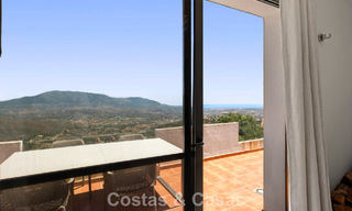 Spacieux penthouse moderne avec vues panoramiques à vendre à l’Est du Marbella 801533 