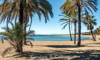 Appartement de luxe rénové avec vue sur la mer à vendre à Playas del Duque, Puerto Banús, Marbella 801663 