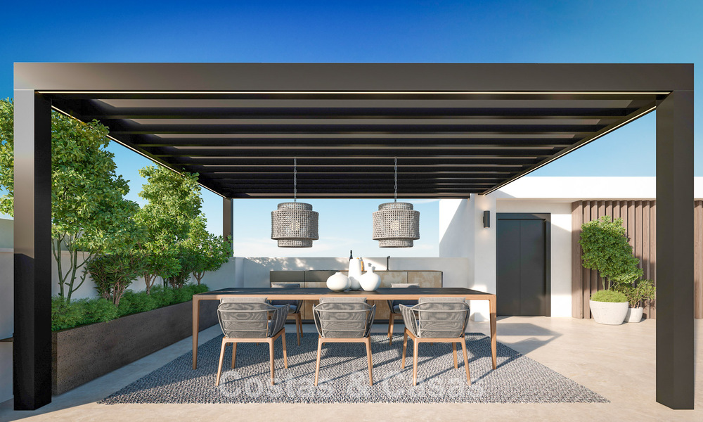 3 villas de luxe neuves à vendre à quelques pas de la plage et des commodités à San Pedro, Marbella 801615