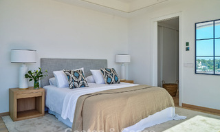 8 villas de luxe sophistiquées avec vue sur la mer à vendre près du centre de Marbella 801645 