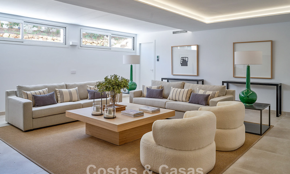 8 villas de luxe sophistiquées avec vue sur la mer à vendre près du centre de Marbella 801647