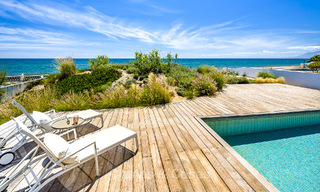 Villas à vendre à Costabella, une urbanisation en bord de mer située sur l'une des plus belles plages de Marbella 801576 