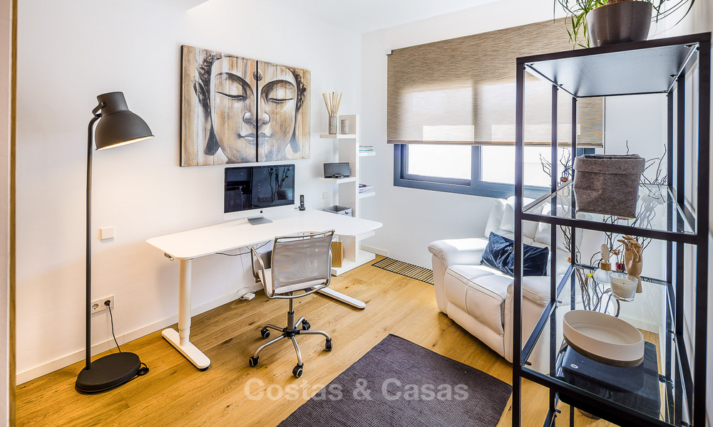 Villas à vendre à Costabella, une urbanisation en bord de mer située sur l'une des plus belles plages de Marbella 801599
