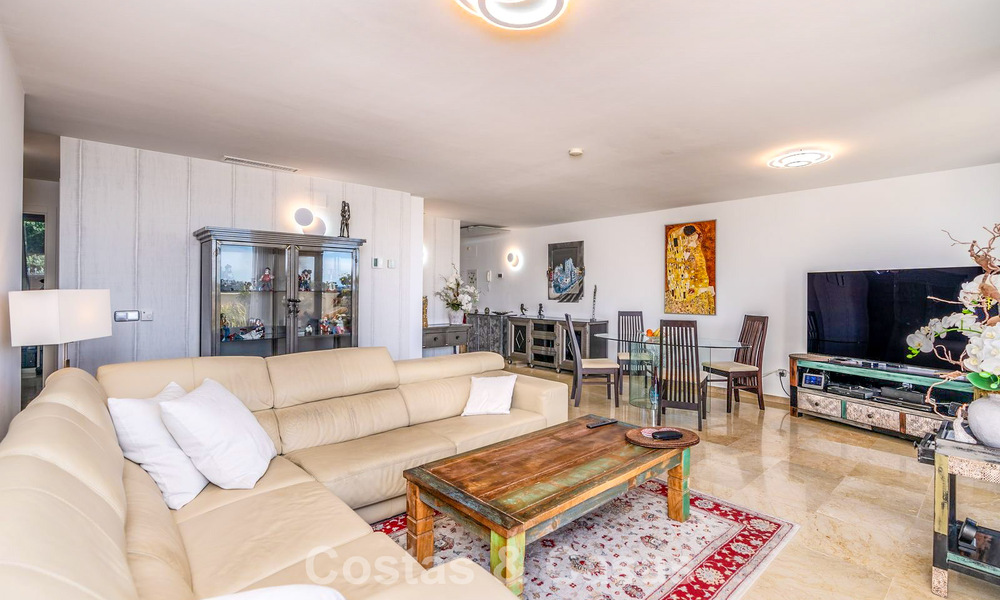 Appartement spacieux avec vue panoramique à vendre dans les collines de Marbella - Benahavís 801720