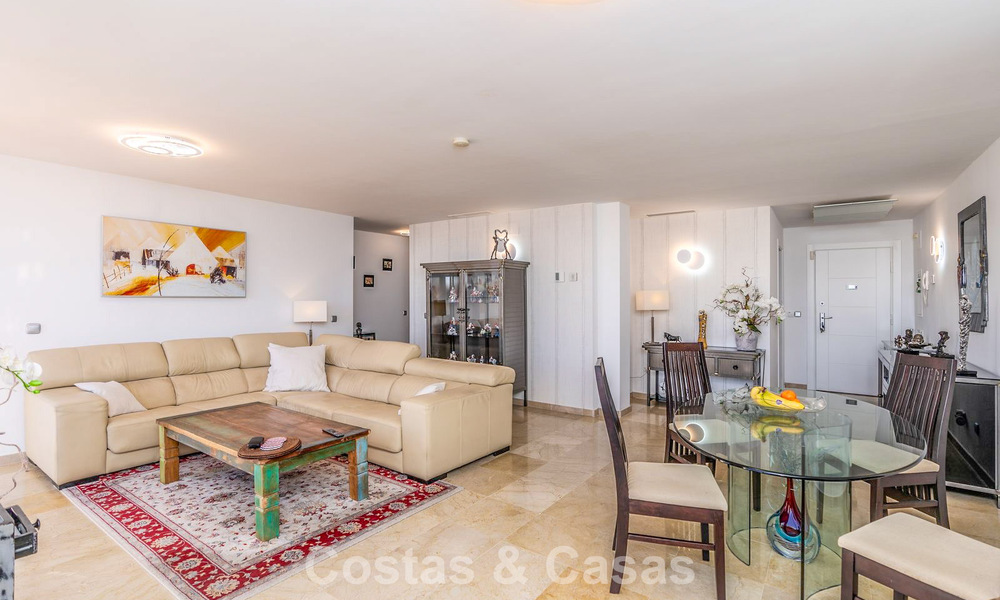 Appartement spacieux avec vue panoramique à vendre dans les collines de Marbella - Benahavís 801722