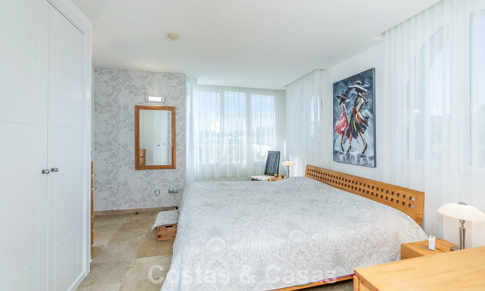 Appartement spacieux avec vue panoramique à vendre dans les collines de Marbella - Benahavís 801729