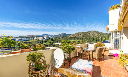 Appartement spacieux avec vue panoramique à vendre dans les collines de Marbella - Benahavís 801737