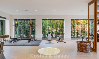 Élégante villa aux influences provençales à vendre dans le prestigieux quartier de Nueva Andalucía, Marbella 801742 