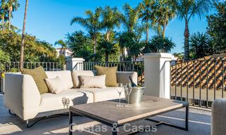 Élégante villa aux influences provençales à vendre dans le prestigieux quartier de Nueva Andalucía, Marbella 801750 