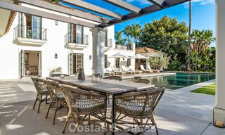Élégante villa aux influences provençales à vendre dans le prestigieux quartier de Nueva Andalucía, Marbella 801757 