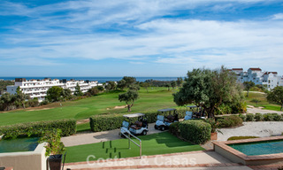 Villa neuve à vendre à quelques minutes de la plage et de toutes les commodités du centre d’Estepona 801889 