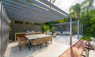 Villa de luxe moderne avec piscine chauffée à vendre dans la Vallée du Golf de Nueva Andalucía, Marbella 801953 