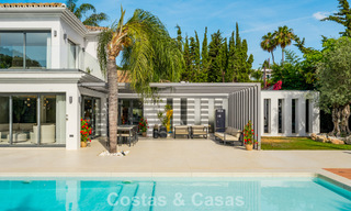 Villa de luxe moderne avec piscine chauffée à vendre dans la Vallée du Golf de Nueva Andalucía, Marbella 801959 
