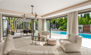 Villa de luxe moderne avec piscine chauffée à vendre dans la Vallée du Golf de Nueva Andalucía, Marbella 801965 