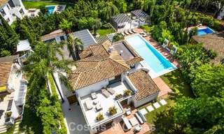 Villa de luxe moderne avec piscine chauffée à vendre dans la Vallée du Golf de Nueva Andalucía, Marbella 801997 