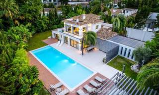 Villa de luxe moderne avec piscine chauffée à vendre dans la Vallée du Golf de Nueva Andalucía, Marbella 802007 