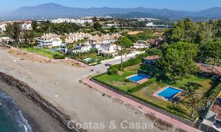 Villa à rénover avec un énorme potentiel à vendre en première ligne de plage entre Marbella et Estepona 802013 