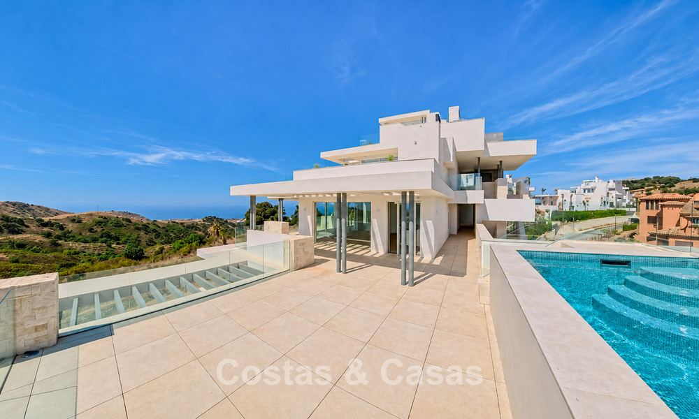 Appartements neufs contemporains avec vue panoramique sur la mer à vendre prés d'Elviria, Marbella Est 802026