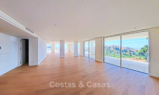 Appartements neufs contemporains avec vue panoramique sur la mer à vendre prés d'Elviria, Marbella Est 802034 