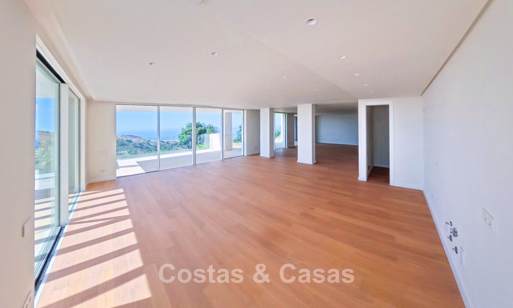 Appartements neufs contemporains avec vue panoramique sur la mer à vendre prés d'Elviria, Marbella Est 802036