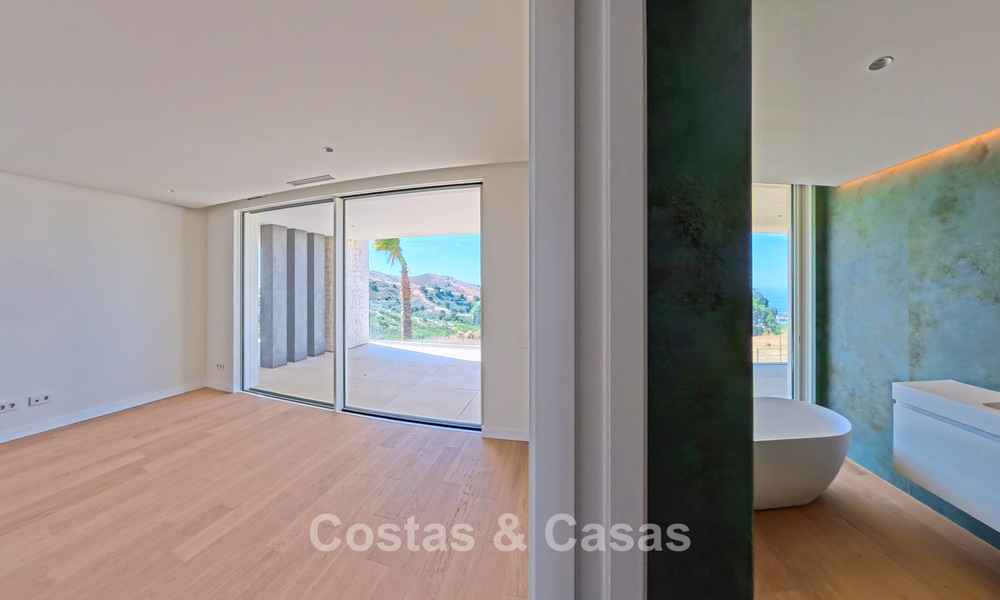 Appartements neufs contemporains avec vue panoramique sur la mer à vendre prés d'Elviria, Marbella Est 802043