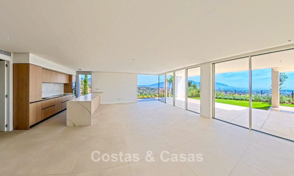 Appartements neufs contemporains avec vue panoramique sur la mer à vendre prés d'Elviria, Marbella Est 802044