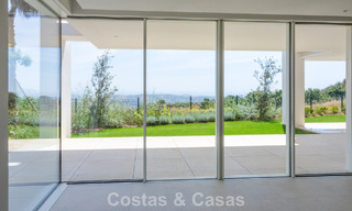 Appartements neufs contemporains avec vue panoramique sur la mer à vendre prés d'Elviria, Marbella Est 802054 