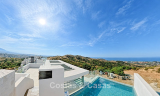Appartements neufs contemporains avec vue panoramique sur la mer à vendre prés d'Elviria, Marbella Est 802058 