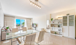 Appartement au dernier étage à vendre sur la New Golden Mile entre Marbella et le centre d'Estepona 802077 