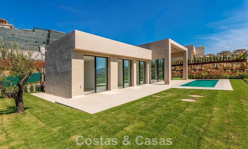 Nouvelle villa de luxe moderne avec vues panoramiques sur la mer à vendre dans les collines de Marbella - Benahavís 802103