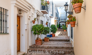 Charmante maison de ville à vendre dans un complexe de style andalou, proche des commodités à Nueva Andalucía, Marbella 802346 
