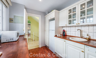 Charmante maison de ville à vendre dans un complexe de style andalou, proche des commodités à Nueva Andalucía, Marbella 802351 