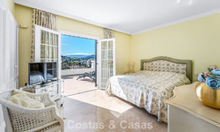 Charmante maison de ville à vendre dans un complexe de style andalou, proche des commodités à Nueva Andalucía, Marbella 802370 