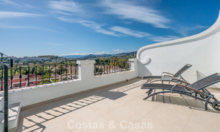 Charmante maison de ville à vendre dans un complexe de style andalou, proche des commodités à Nueva Andalucía, Marbella 802374 