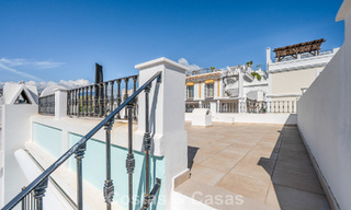 Charmante maison de ville à vendre dans un complexe de style andalou, proche des commodités à Nueva Andalucía, Marbella 802375 